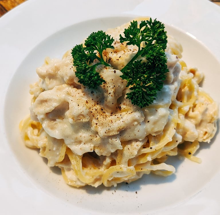 Makaron w sosie Śmietanowym