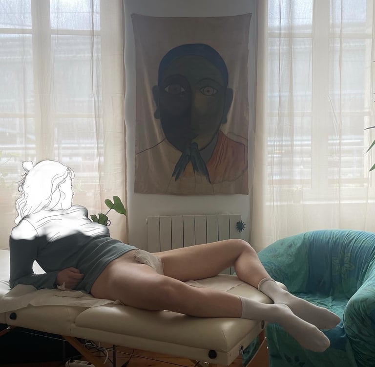 Personne sur une table de massage entrain de se faire mouler à Bordeaux