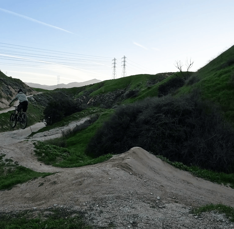 levelingn out bike on a mtb jump