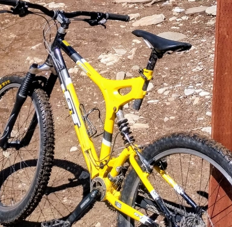 2001 GT I Drive mountain bike