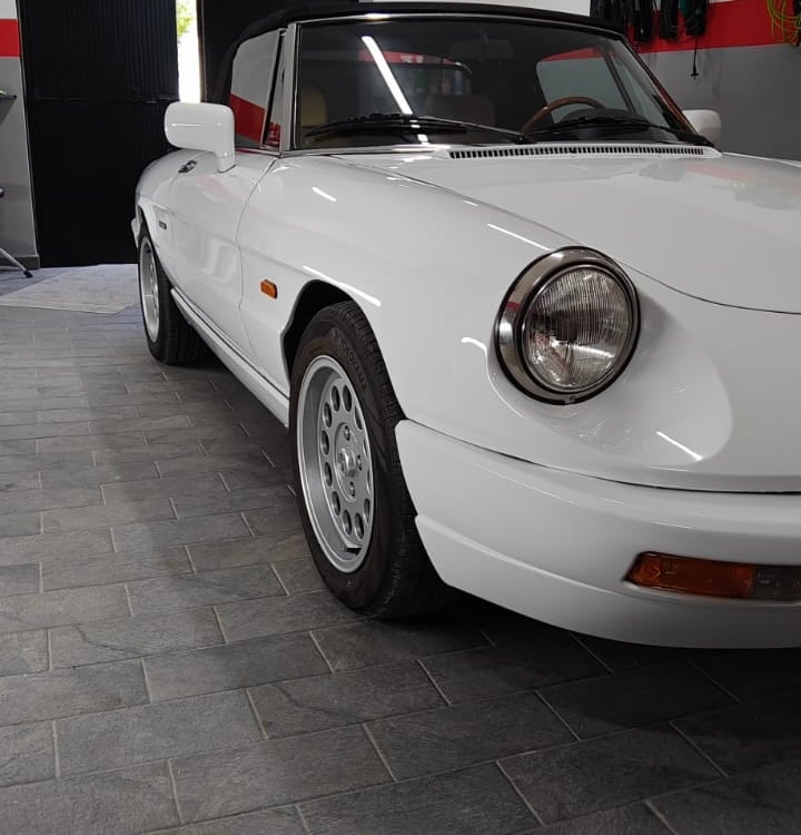 Alfa Romeo Spider