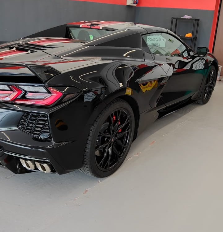 Corvette C8