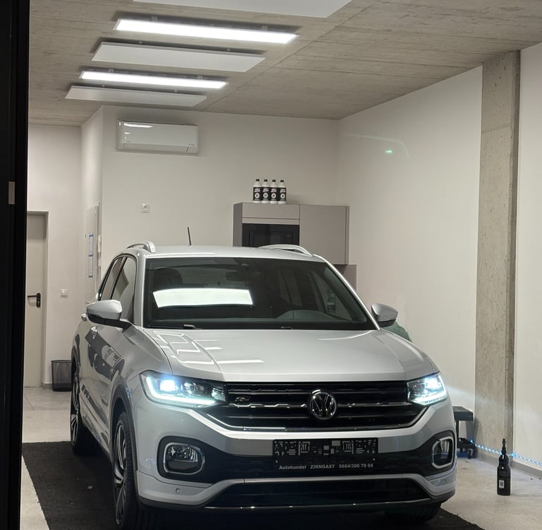 auto-reinigen-lassen-in-der-nähe-leibnitz-autoaufbereitung-innenreinigung-außenreinigung-leibnitz