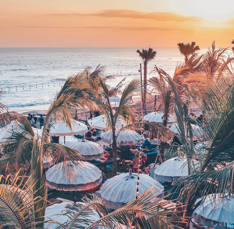 The Lawn Beach Club