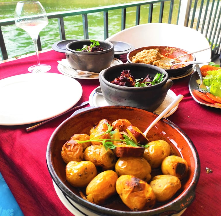 private custom experiences food relax serra da estrela geopark