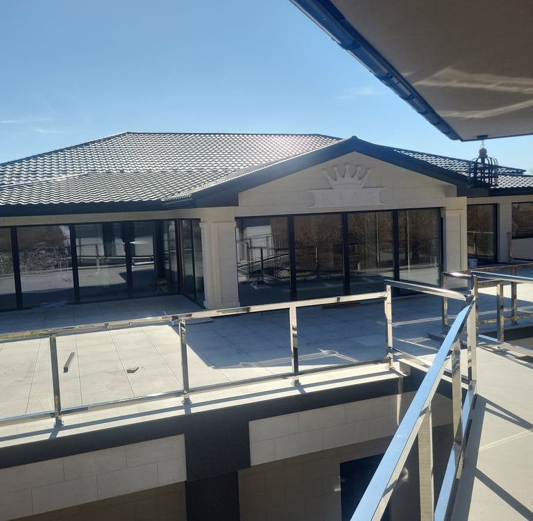 тераса для свят KISS 