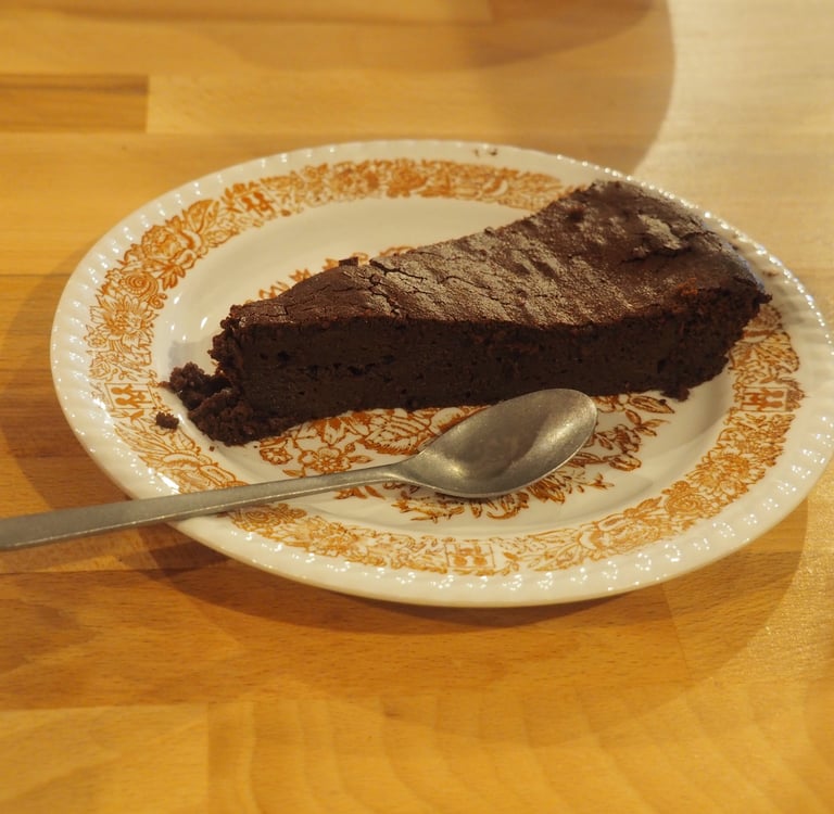 Fondant au chocolat plus sain et nourrissant gluten free, sans gluten et peu sucré, gourmand