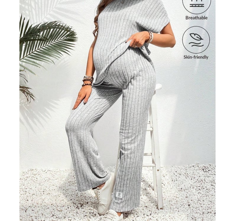 Soft grey SHEIN maternity two-piece hospital gown set with short sleeve top and long pants