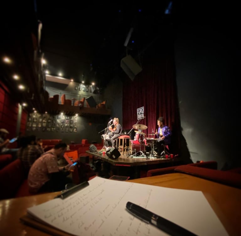 IsraelMR escribiendo con Kamankola en El Foro del Tejedor