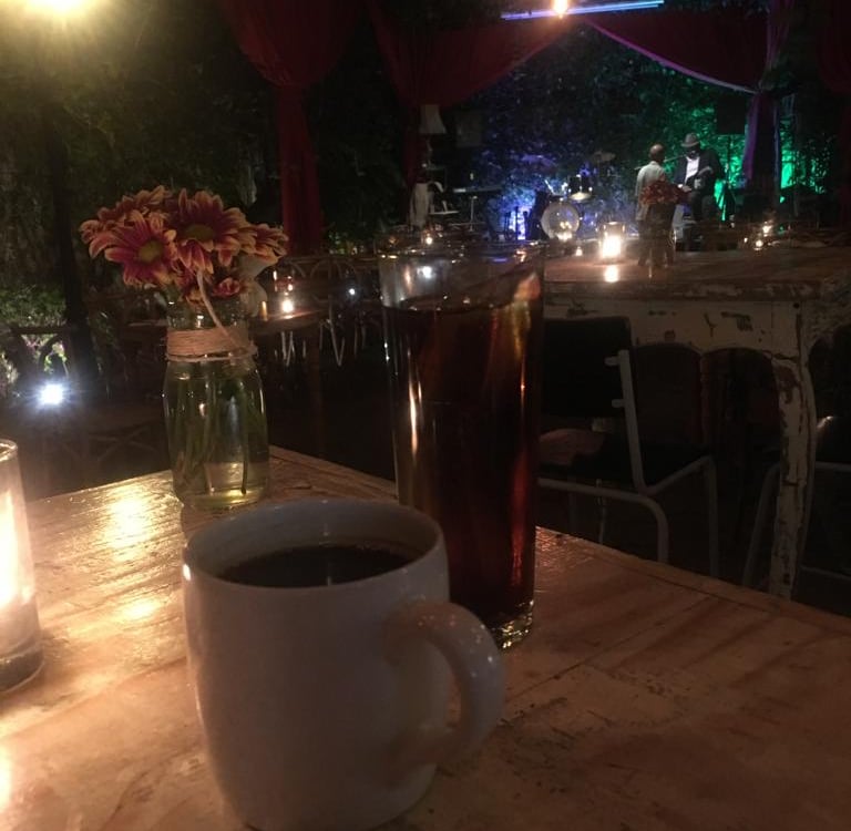 Exquisitas noches de música en Alessa Café