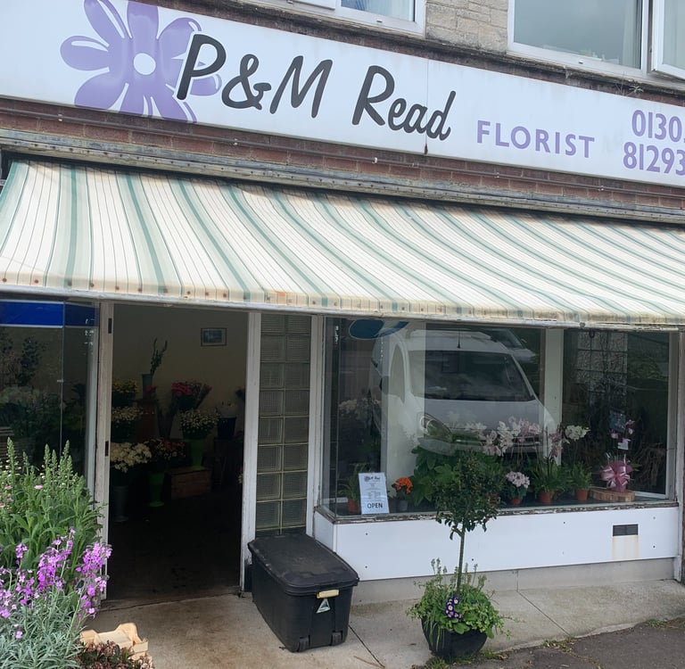 P 7 M Read, Florists in Dorchester Road, Upwet, Dorset