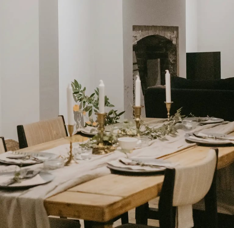 Un table de salle à manger