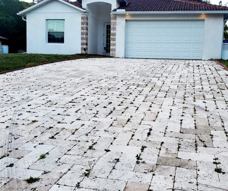 Roof wash house washing Risks of Not Keeping Up With Property Maintenance