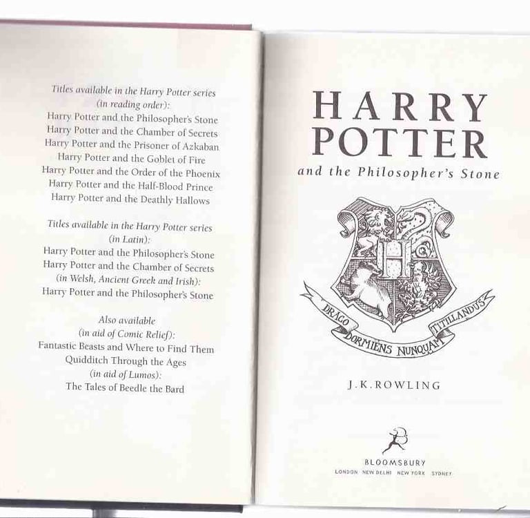 capa do livro Harry Potter e a Pedra Filosofal