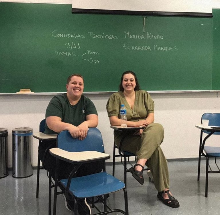 Psicólogas do consultório Todavia Psicologia em Santana