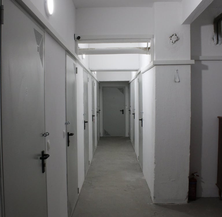 Central Storage Umit Corridor