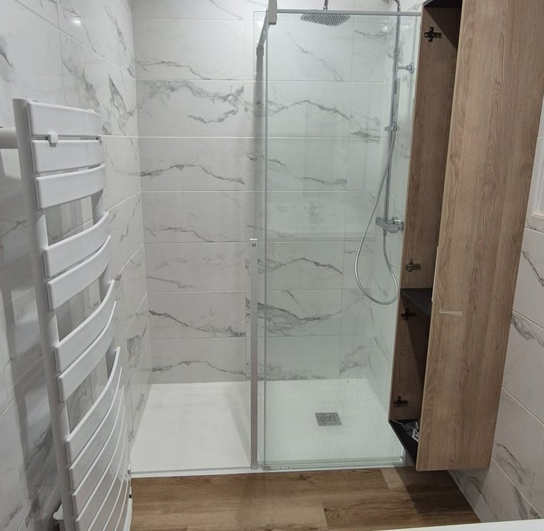 sèche serviette, douche design, receveur douche extra plat, receveur douche, douche encastrée