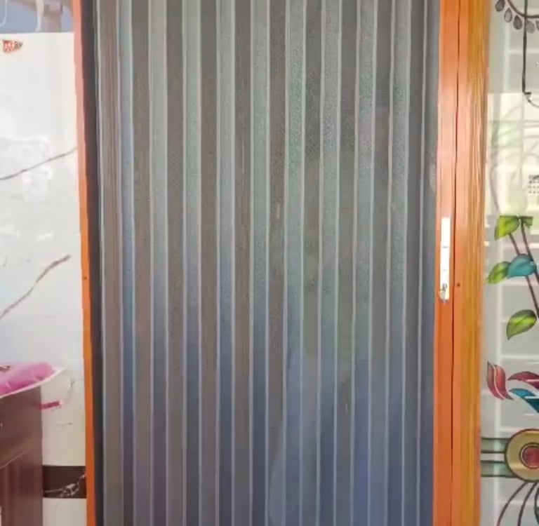 Alluminium mesh and Aluminium frame net strips with lock and key