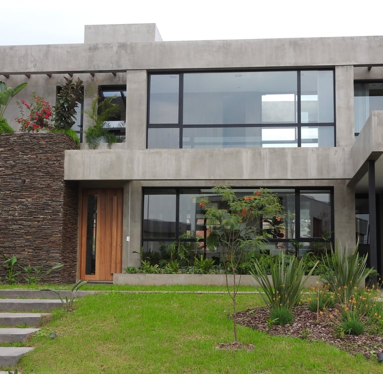 imagen casa frente linea modena