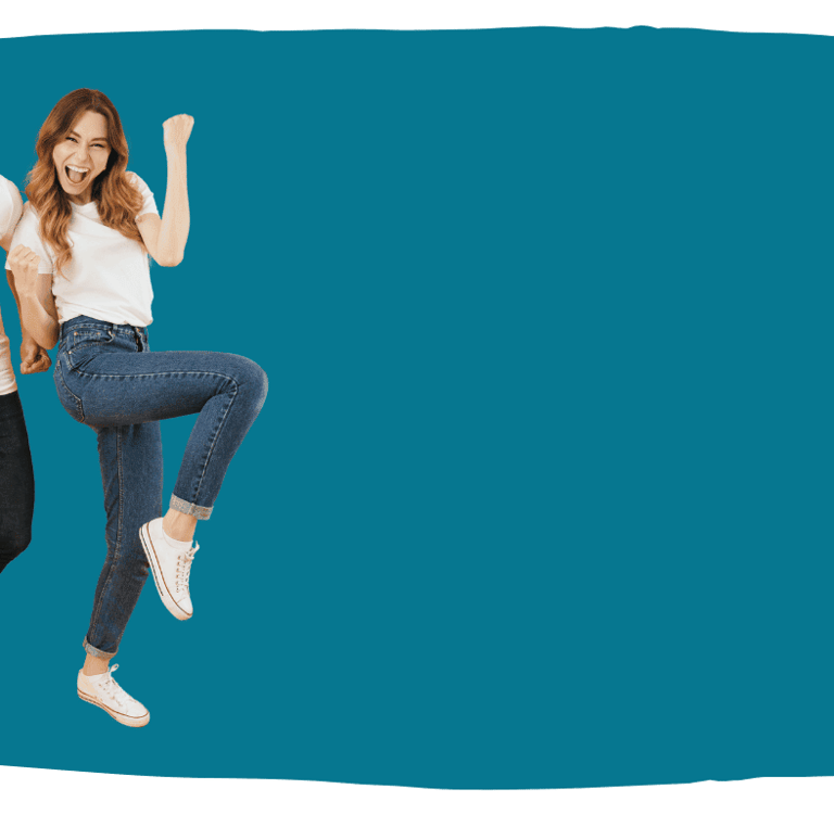 Un homme et une femme dansent.