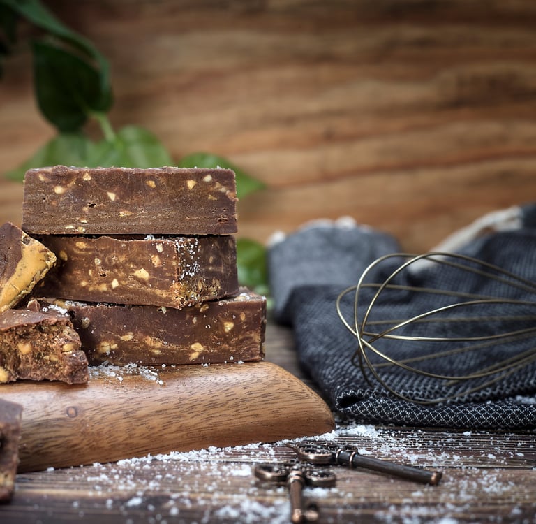 Keto No-Bake Peanut Butter Chocolate Bars