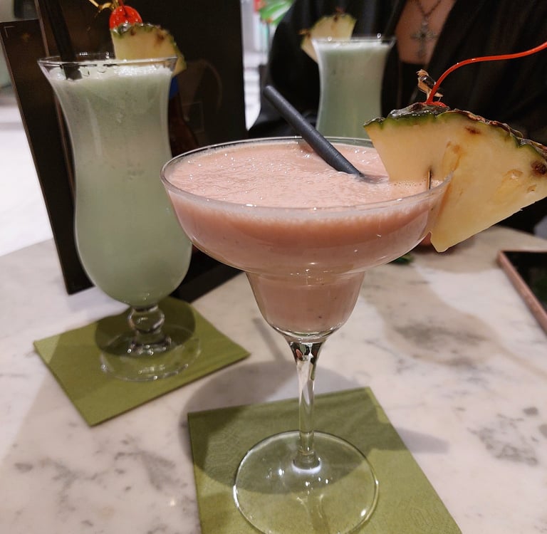 Cocktail bei Kiss Cocktailbar