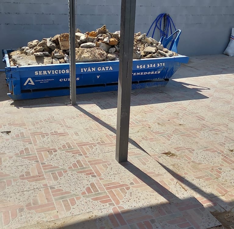 gestores autorizados por la Junta de Andalucía (GRU0006255)