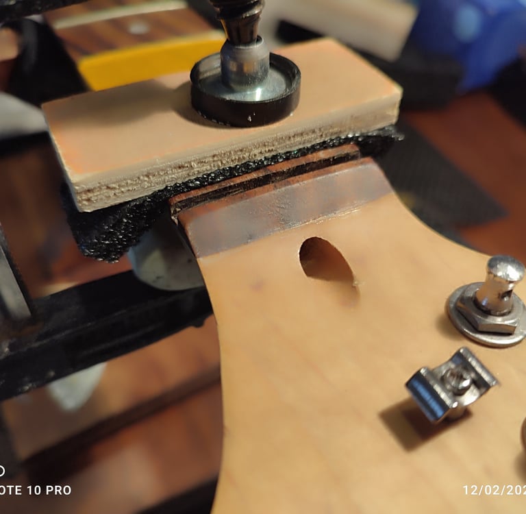 Collage de table d'harmonie