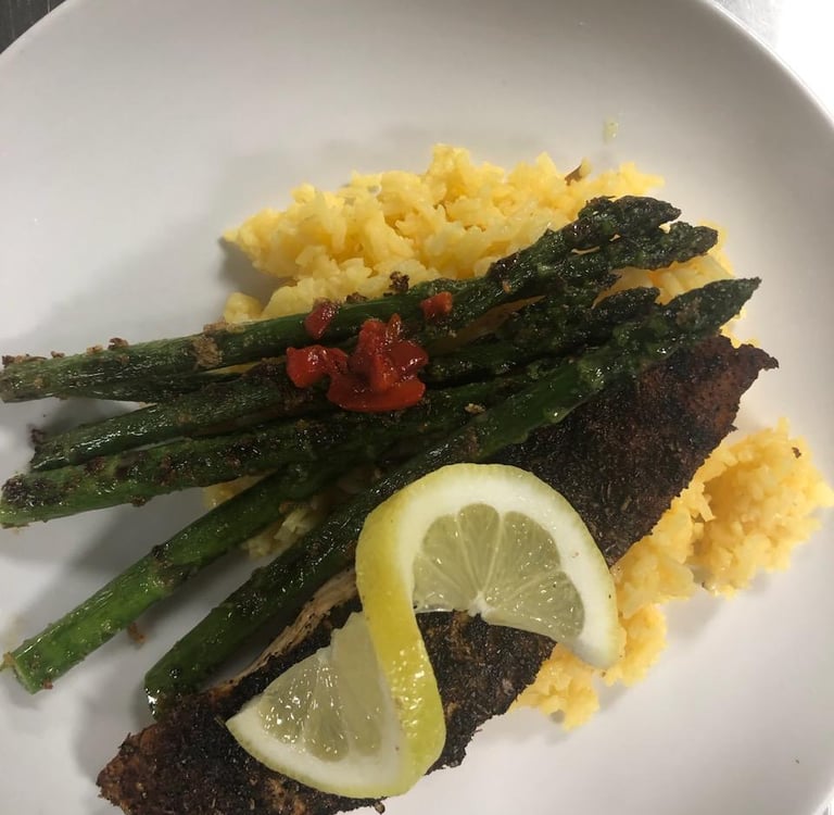 Blackened salmon, saffron rice, sautéed asparagus
