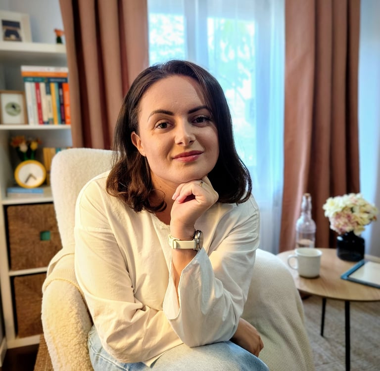 Psihoterapeut Alina Diaconu – psihoterapie online și în București