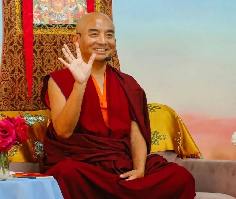 Buddhist Teacher Mingyur Rinpoche teaching meditation techniques