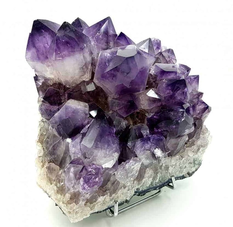 Cuarzo Amatista Amatista Propiedades Cuarzo de Amatista precio Amatistas Piedra Amatista Beneficios