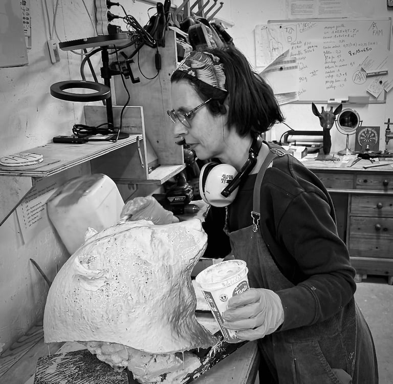 process fabrication sculpture bronze fonderie moule silicone