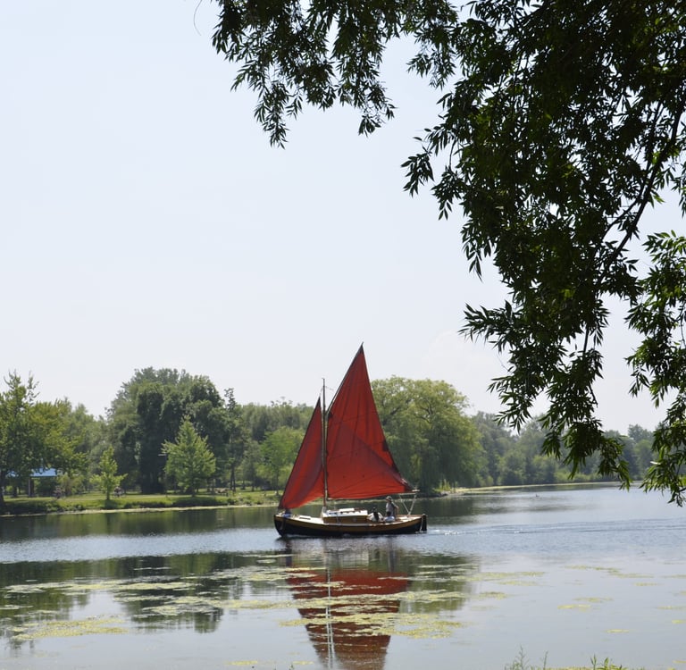 Sailing on Long Pond off Toronto Island Park - Middle Island