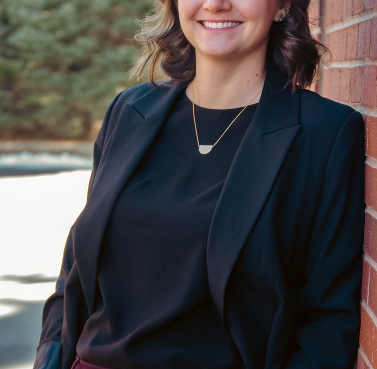 Dr. Michelle Mitchell, Optometrist at Edge Optics who speaks Spanish