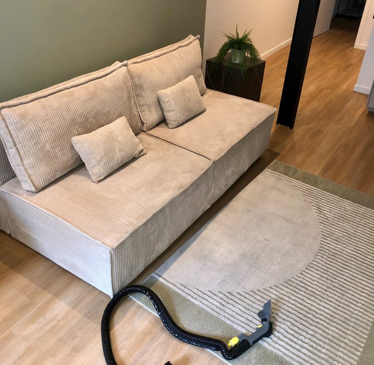 nettoyage canapé à domicile total refresh