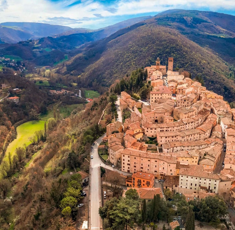 Nocera Umbra vallate verdi borghi medievali Umbria