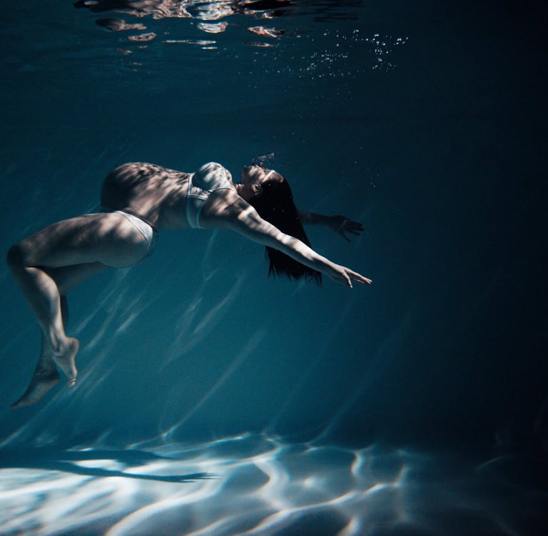 Photo grossesse aquatique Bulle Vevey Lausanne