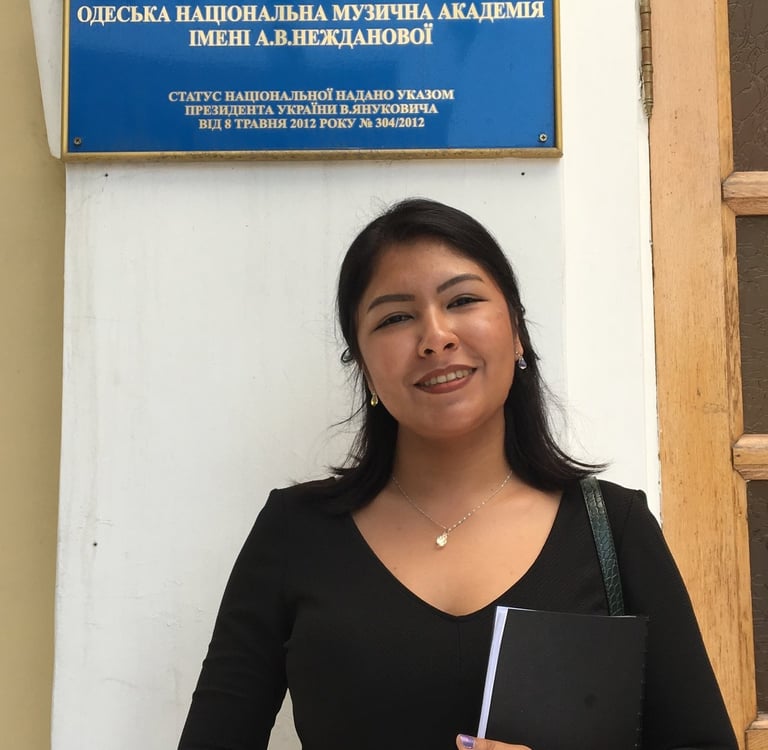 Profesora de piano con trayectoria internacional en Guayaquil