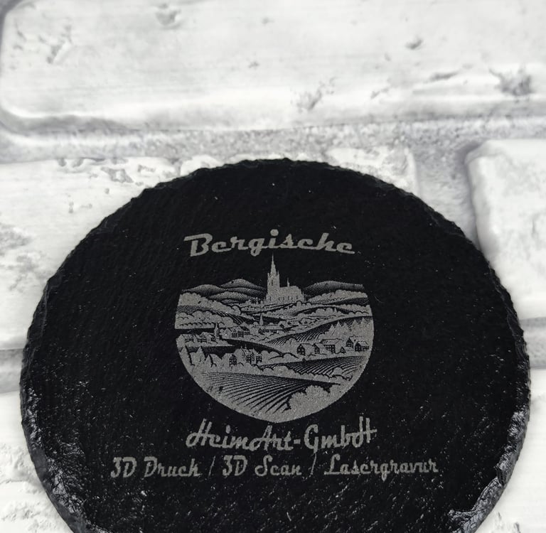 a black and white photo of a black and white brick wall