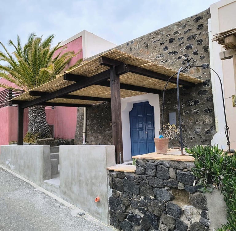 Dammuso a Cala Levante a pochi passi dall'Arco dell'Elefante, immerso nel paesaggio mediterraneo