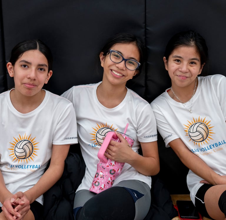 kids building confidence and friendships at outdoor summer camp