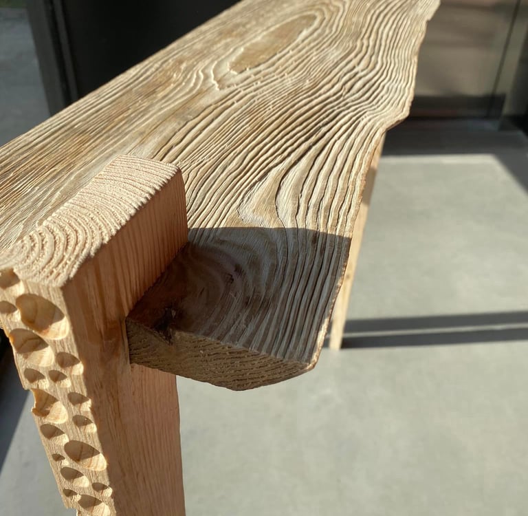 LIMITED EDITION ITALY STYLE CONSOLE TABLE WWW.EGLEDESIGN.NET