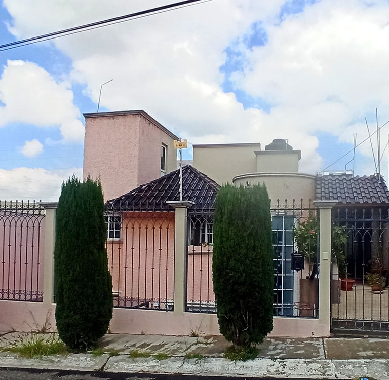 fachada de casa en venta, Tejeda, calle Berna