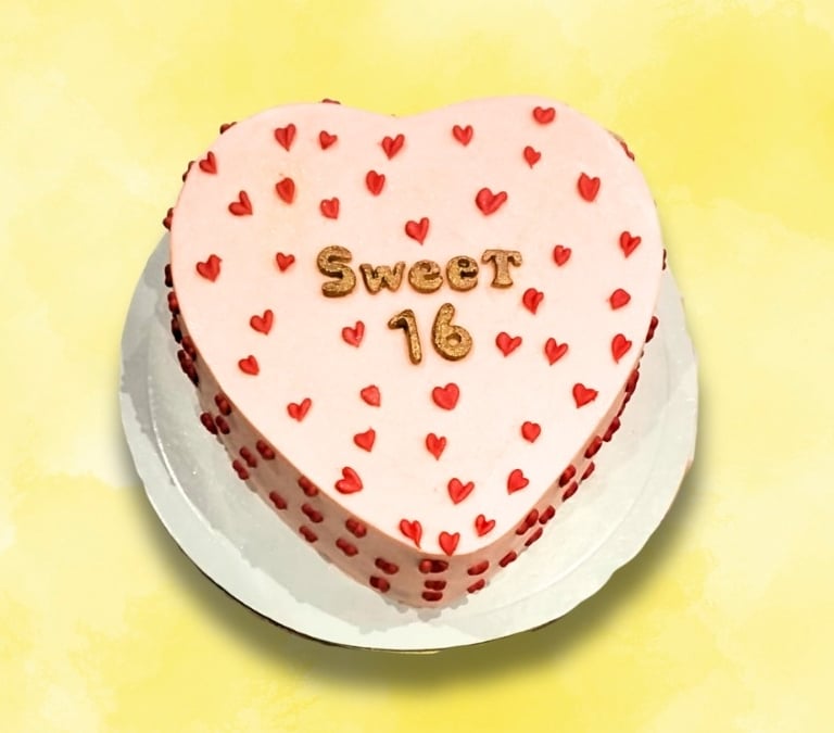 bolos de sonho simple personalised cakes for birthdays and other celebrations