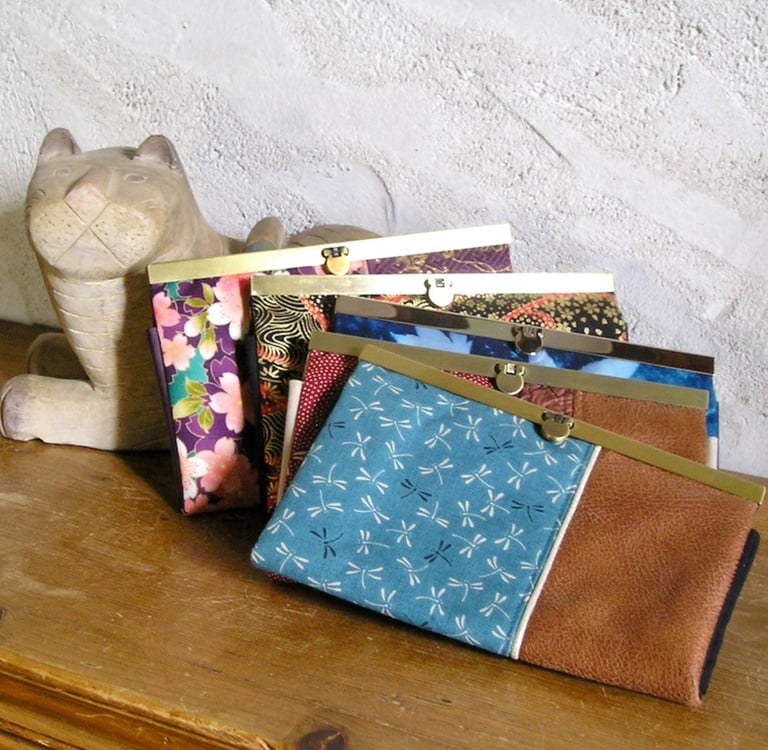 portefeuille en tissus japonais avec fermoir métal rétro vintage
