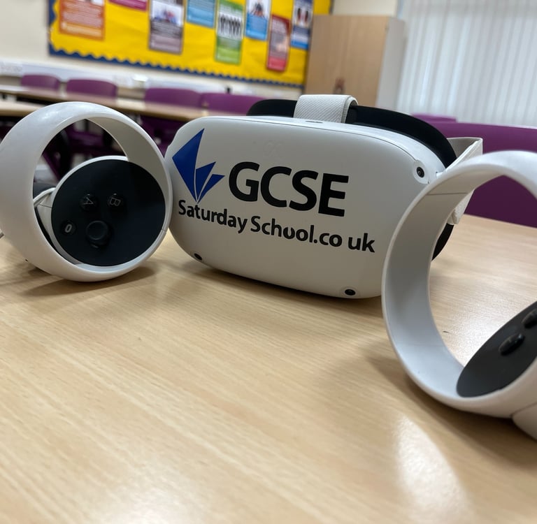 GCSE Science tuition VR Lessons North Herts
