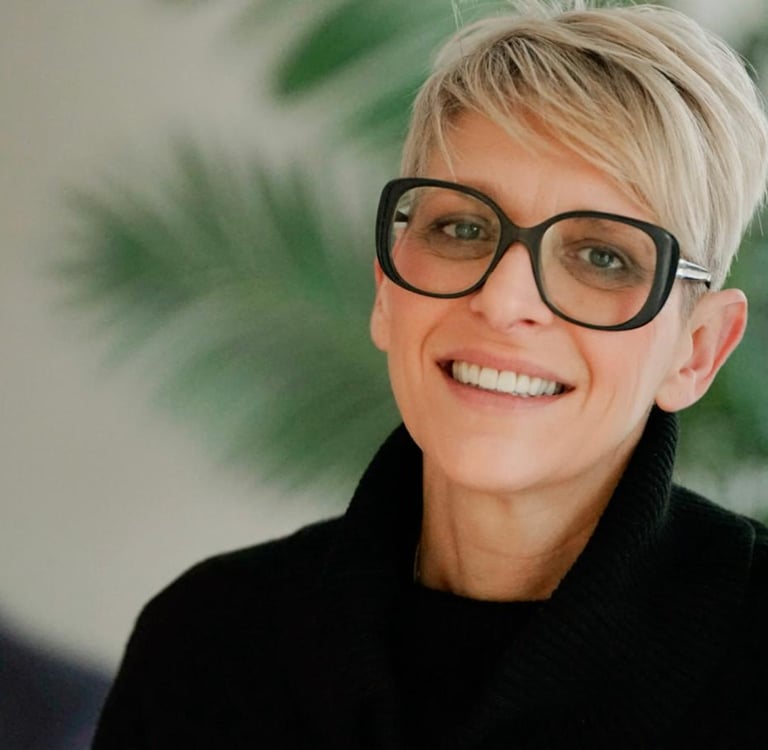 Zirconia Stratificata: Studio Dentistico dott. Pierluca Vivaldini a Gambara