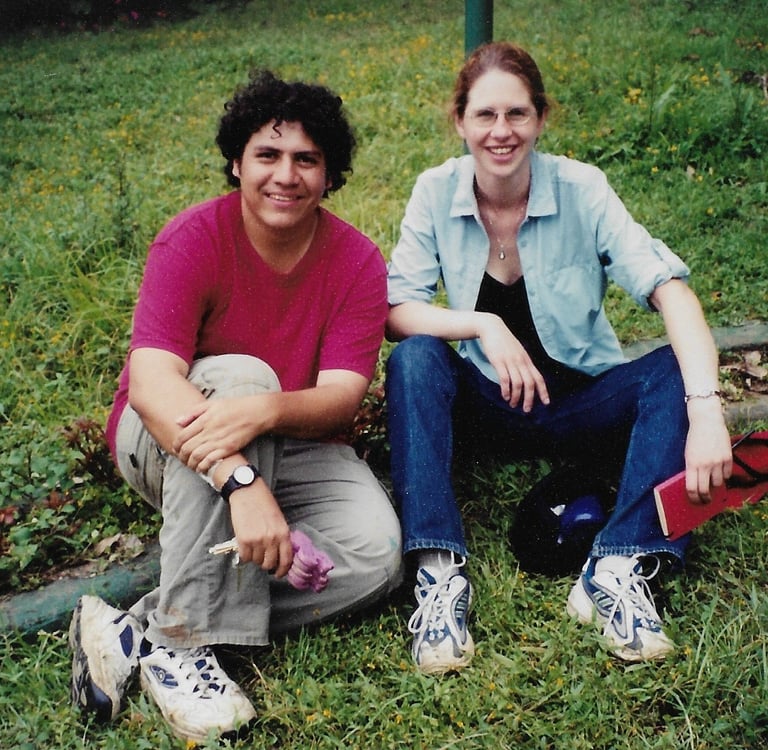 Julio and Sarah Joy, Iztaru 2003
