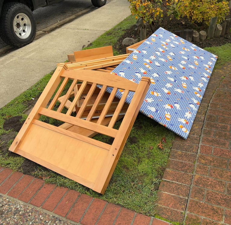 Affordable residential junk pickup in SF 94107 & Walnut Creek.